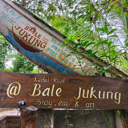 Bale Jukung Bed and Breakfast Tanjung  Εξωτερικό φωτογραφία