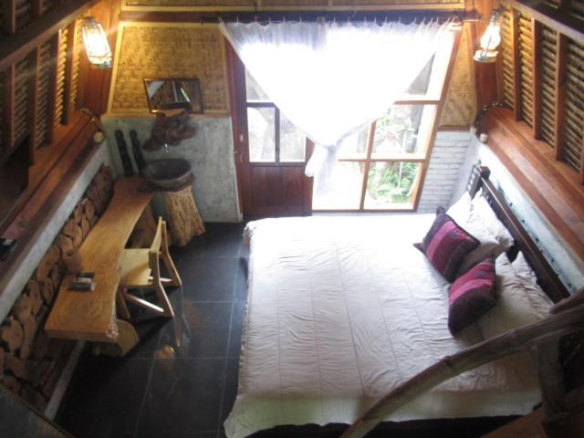 Bale Jukung Bed and Breakfast Tanjung  Εξωτερικό φωτογραφία