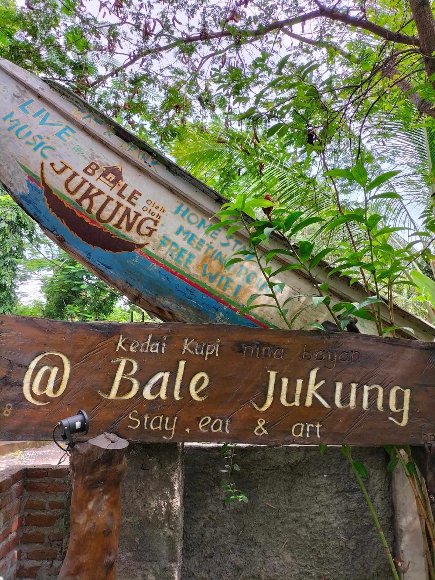 Bale Jukung Bed and Breakfast Tanjung  Εξωτερικό φωτογραφία